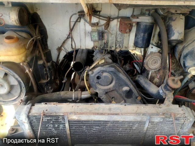 Білий Рено Mascott, об'ємом двигуна 2.5 л та пробігом 321 тис. км за 1300 $, фото 1 на Automoto.ua