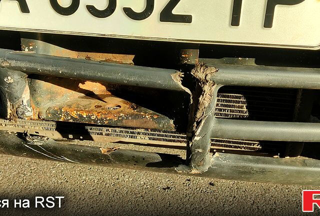 Білий Рено Mascott, об'ємом двигуна 2.8 л та пробігом 400 тис. км за 8200 $, фото 3 на Automoto.ua