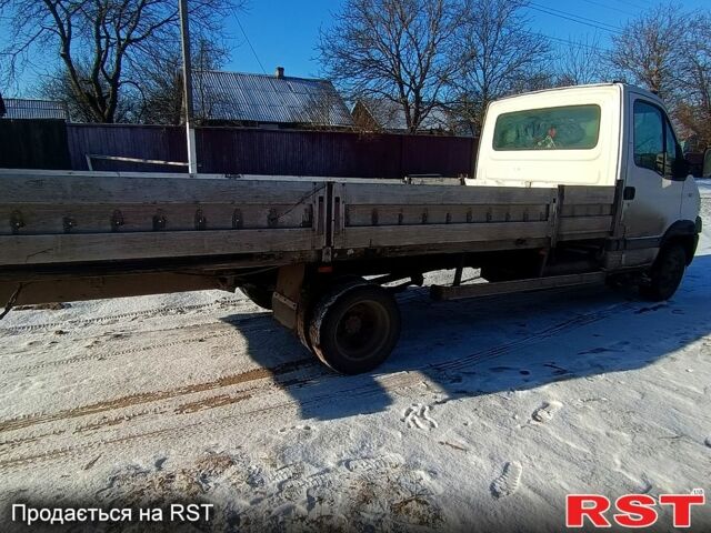 Белый Рено Mascott, объемом двигателя 3 л и пробегом 518 тыс. км за 7350 $, фото 3 на Automoto.ua