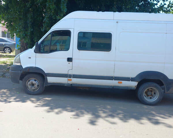 Білий Рено Mascott, об'ємом двигуна 2.9 л та пробігом 364 тис. км за 6500 $, фото 1 на Automoto.ua