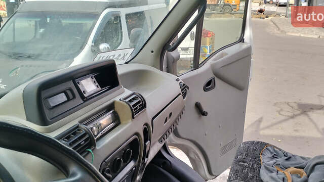 Чорний Рено Mascott, об'ємом двигуна 2.8 л та пробігом 750 тис. км за 8300 $, фото 2 на Automoto.ua