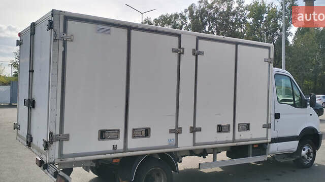 Чорний Рено Mascott, об'ємом двигуна 2.8 л та пробігом 750 тис. км за 8300 $, фото 10 на Automoto.ua