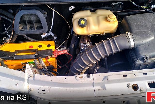 Рено Mascott, объемом двигателя 2.8 л и пробегом 750 тыс. км за 8300 $, фото 6 на Automoto.ua