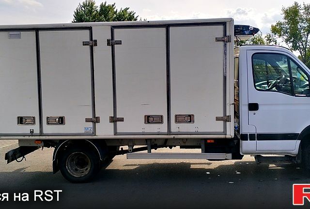 Рено Mascott, объемом двигателя 2.8 л и пробегом 750 тыс. км за 8300 $, фото 2 на Automoto.ua