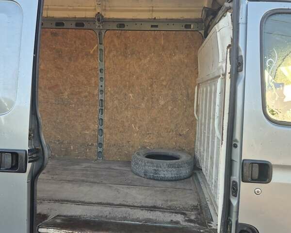 Серый Рено Mascott, объемом двигателя 2.8 л и пробегом 316 тыс. км за 7800 $, фото 14 на Automoto.ua