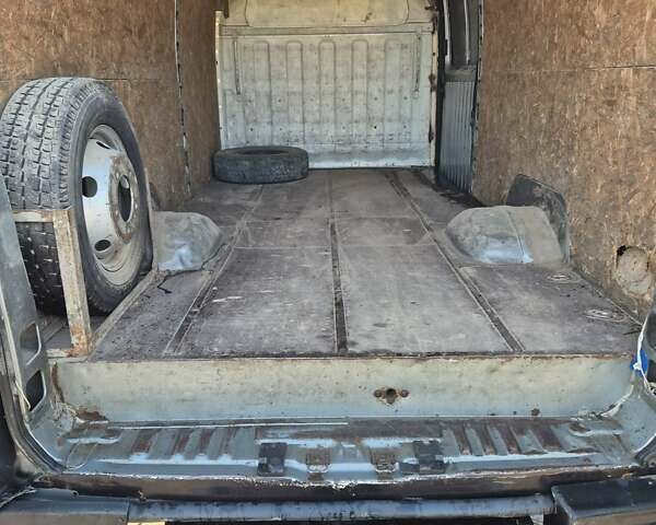 Серый Рено Mascott, объемом двигателя 2.8 л и пробегом 316 тыс. км за 7800 $, фото 13 на Automoto.ua