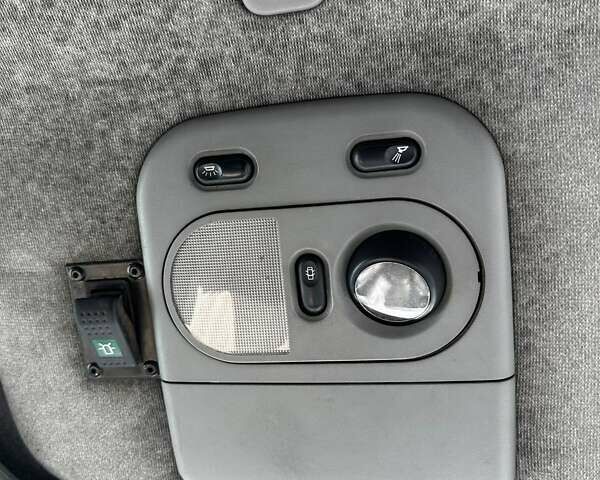 Синий Рено Mascott, объемом двигателя 2.8 л и пробегом 330 тыс. км за 5500 $, фото 19 на Automoto.ua