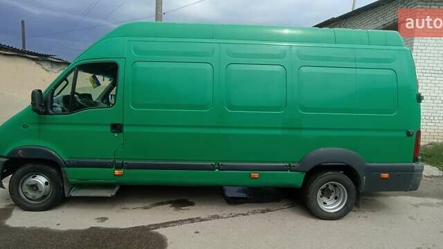 Зелений Рено Mascott, об'ємом двигуна 2.8 л та пробігом 1000 тис. км за 7300 $, фото 6 на Automoto.ua