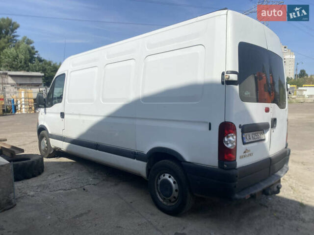 Белый Рено Мастер, объемом двигателя 2.46 л и пробегом 365 тыс. км за 9500 $, фото 3 на Automoto.ua