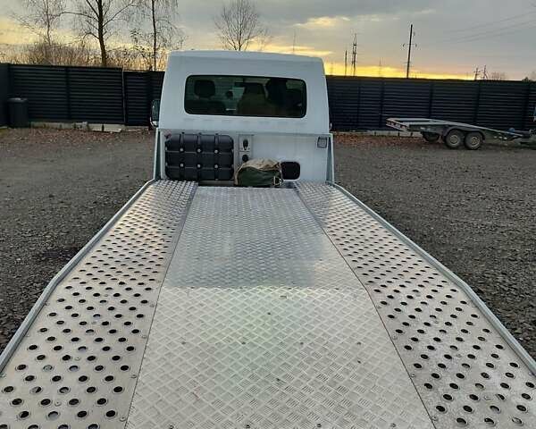 Белый Рено Мастер, объемом двигателя 2.3 л и пробегом 370 тыс. км за 13200 $, фото 9 на Automoto.ua