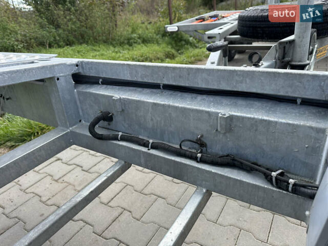 Белый Рено Мастер, объемом двигателя 2.3 л и пробегом 146 тыс. км за 30000 $, фото 33 на Automoto.ua