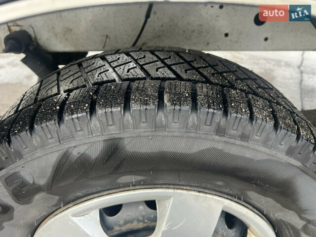 Белый Рено Мастер, объемом двигателя 2.3 л и пробегом 540 тыс. км за 14300 $, фото 5 на Automoto.ua