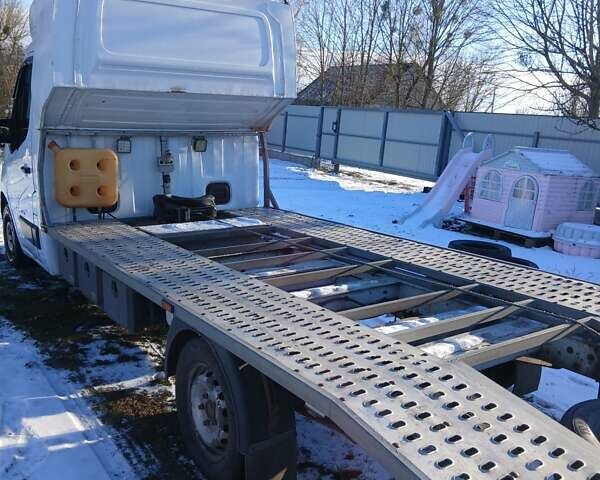 Белый Рено Мастер, объемом двигателя 2.3 л и пробегом 640 тыс. км за 13000 $, фото 4 на Automoto.ua