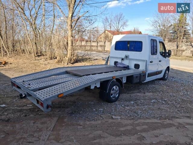 Белый Рено Мастер, объемом двигателя 2.3 л и пробегом 328 тыс. км за 17900 $, фото 3 на Automoto.ua