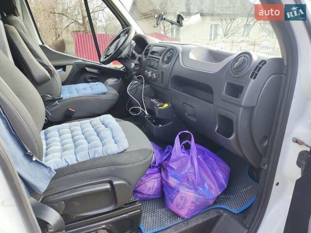 Білий Рено Мастєр, об'ємом двигуна 2.3 л та пробігом 500 тис. км за 16000 $, фото 12 на Automoto.ua