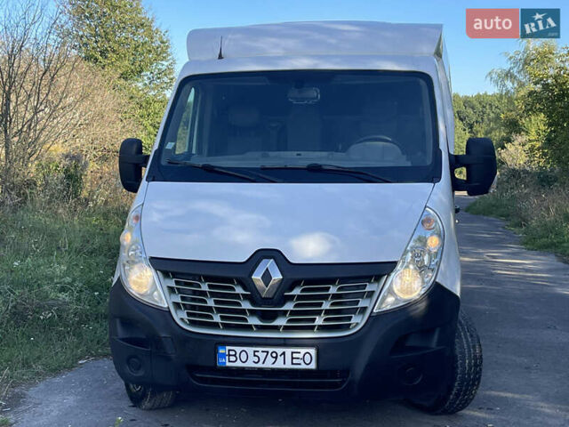 Белый Рено Мастер, объемом двигателя 2.3 л и пробегом 50 тыс. км за 19900 $, фото 1 на Automoto.ua