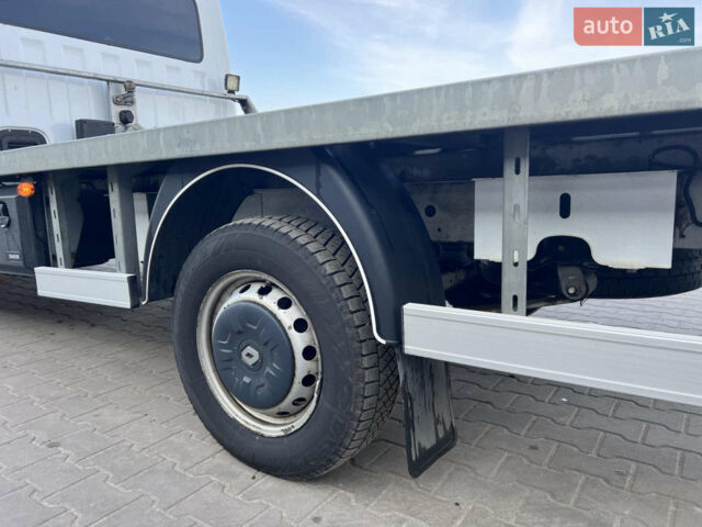 Белый Рено Мастер, объемом двигателя 2.3 л и пробегом 417 тыс. км за 14500 $, фото 5 на Automoto.ua