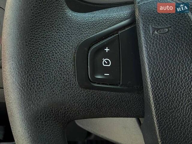 Белый Рено Мастер, объемом двигателя 2.3 л и пробегом 220 тыс. км за 18295 $, фото 19 на Automoto.ua