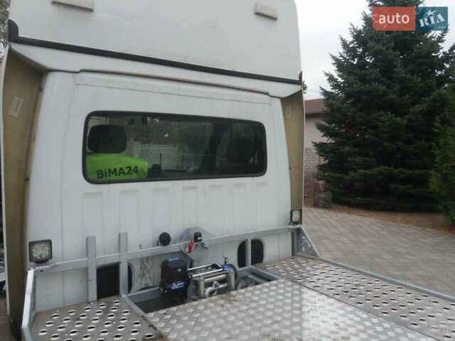 Белый Рено Мастер, объемом двигателя 2.3 л и пробегом 500 тыс. км за 16900 $, фото 5 на Automoto.ua