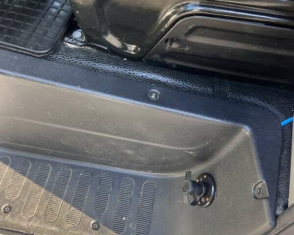 Белый Рено Мастер, объемом двигателя 2.3 л и пробегом 211 тыс. км за 22500 $, фото 9 на Automoto.ua