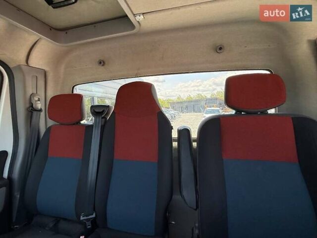 Белый Рено Мастер, объемом двигателя 2.3 л и пробегом 220 тыс. км за 18295 $, фото 29 на Automoto.ua