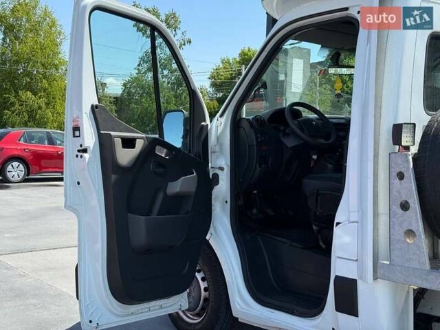 Белый Рено Мастер, объемом двигателя 2.3 л и пробегом 220 тыс. км за 16498 $, фото 9 на Automoto.ua