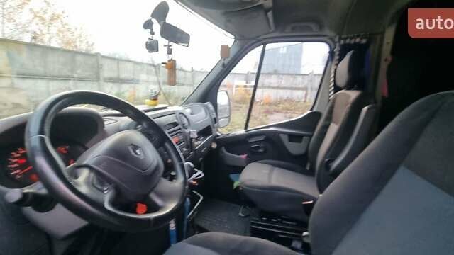 Рено Мастер 2016 в Ровно на Automoto.ua Белый Рено Мастер, объемом двигателя 2.3 л и пробегом 723 тыс. км за 16000 $, фото 6 на Automoto.ua