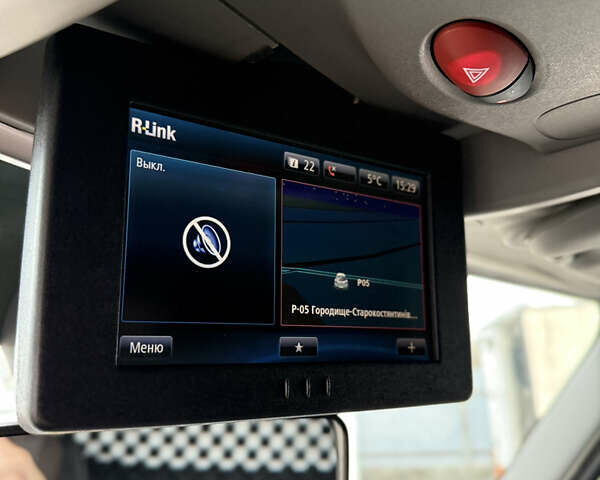 Белый Рено Мастер, объемом двигателя 2.3 л и пробегом 399 тыс. км за 18600 $, фото 16 на Automoto.ua