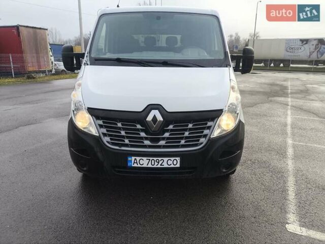 Белый Рено Мастер, объемом двигателя 2.3 л и пробегом 350 тыс. км за 17000 $, фото 1 на Automoto.ua