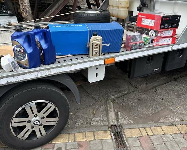 Белый Рено Мастер, объемом двигателя 2.3 л и пробегом 670 тыс. км за 17500 $, фото 5 на Automoto.ua