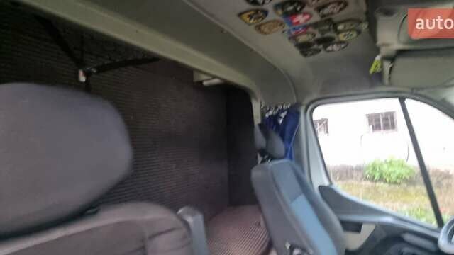 Рено Мастер 2016 в Ровно на Automoto.ua Белый Рено Мастер, объемом двигателя 2.3 л и пробегом 723 тыс. км за 16000 $, фото 10 на Automoto.ua