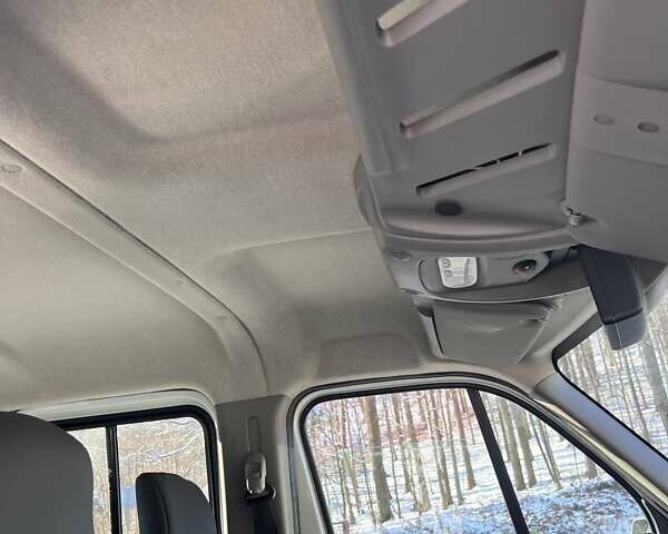 Белый Рено Мастер, объемом двигателя 2.3 л и пробегом 211 тыс. км за 22500 $, фото 20 на Automoto.ua