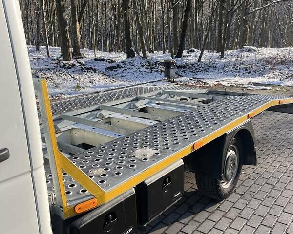 Белый Рено Мастер, объемом двигателя 2.3 л и пробегом 211 тыс. км за 22500 $, фото 36 на Automoto.ua