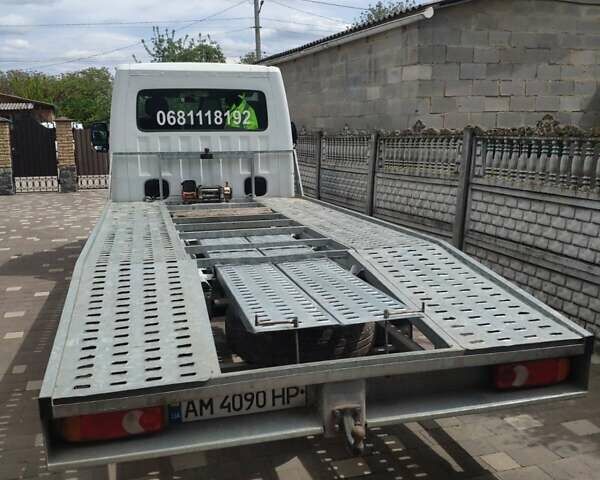 Белый Рено Мастер, объемом двигателя 2.3 л и пробегом 351 тыс. км за 16500 $, фото 2 на Automoto.ua