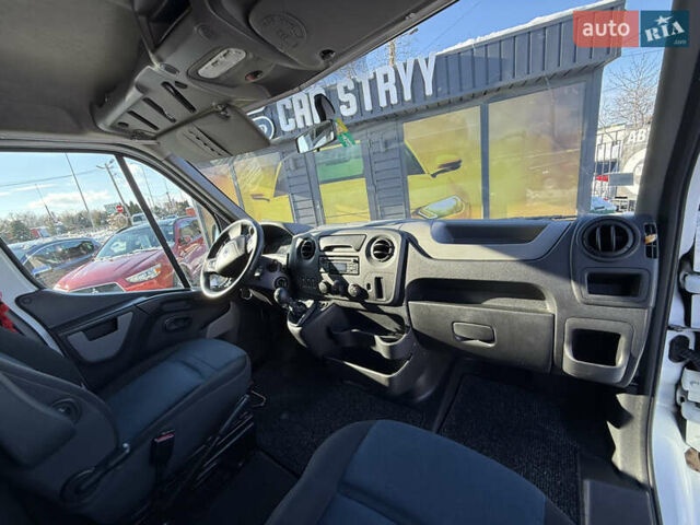 Белый Рено Мастер, объемом двигателя 2.3 л и пробегом 244 тыс. км за 17999 $, фото 15 на Automoto.ua