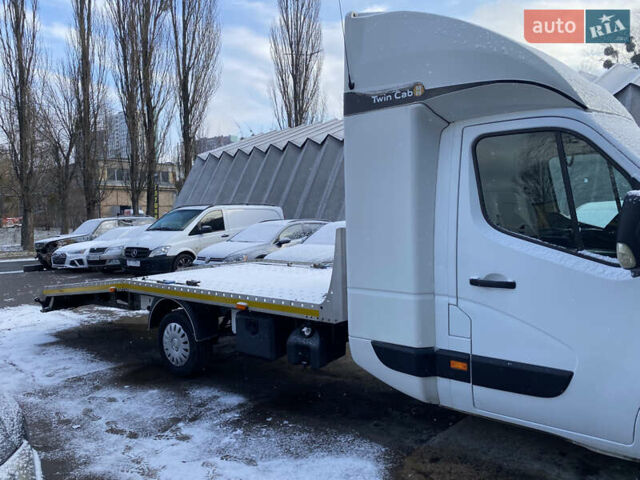 Белый Рено Мастер, объемом двигателя 2.3 л и пробегом 520 тыс. км за 24900 $, фото 19 на Automoto.ua