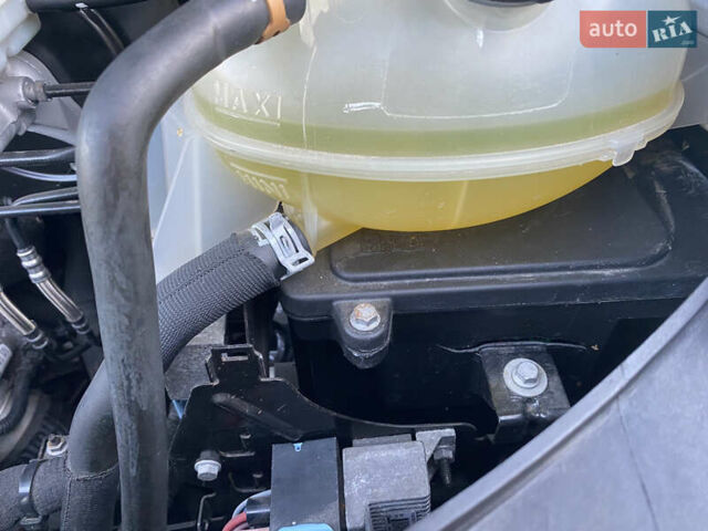 Білий Рено Мастєр, об'ємом двигуна 0 л та пробігом 182 тис. км за 25000 $, фото 46 на Automoto.ua