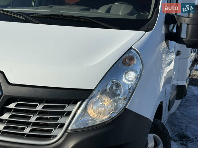 Белый Рено Мастер, объемом двигателя 2.3 л и пробегом 244 тыс. км за 17999 $, фото 8 на Automoto.ua