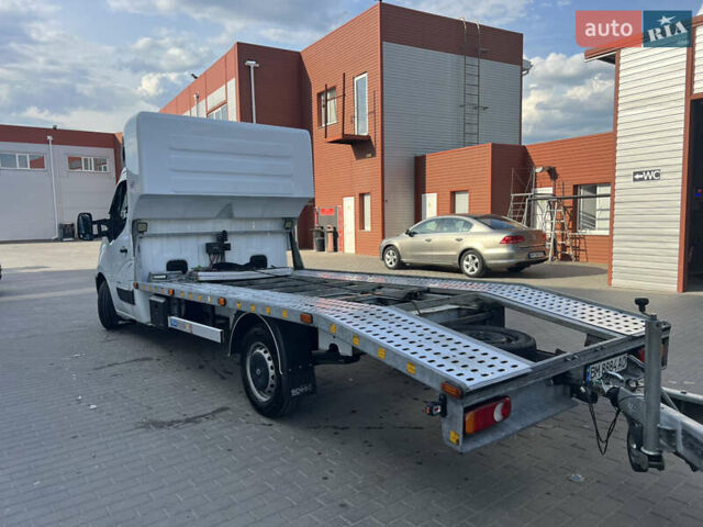 Белый Рено Мастер, объемом двигателя 2.3 л и пробегом 600 тыс. км за 17000 $, фото 1 на Automoto.ua