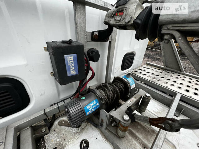 Белый Рено Мастер, объемом двигателя 2.3 л и пробегом 580 тыс. км за 13000 $, фото 12 на Automoto.ua