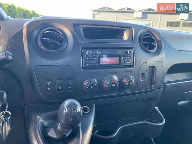 Білий Рено Мастєр, об'ємом двигуна 0 л та пробігом 182 тис. км за 25000 $, фото 14 на Automoto.ua