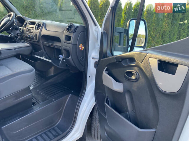 Білий Рено Мастєр, об'ємом двигуна 0 л та пробігом 182 тис. км за 25000 $, фото 35 на Automoto.ua