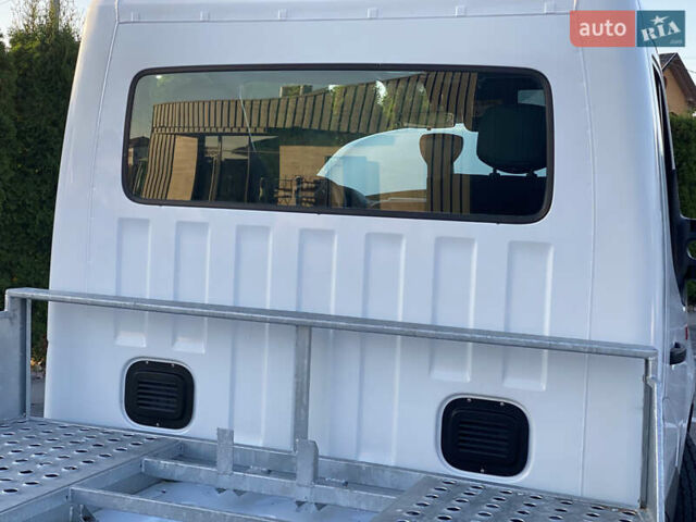 Білий Рено Мастєр, об'ємом двигуна 0 л та пробігом 182 тис. км за 25000 $, фото 56 на Automoto.ua