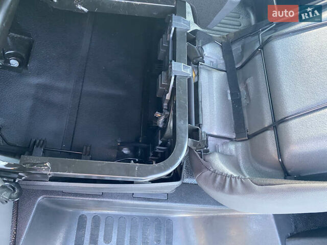 Білий Рено Мастєр, об'ємом двигуна 0 л та пробігом 182 тис. км за 25000 $, фото 40 на Automoto.ua
