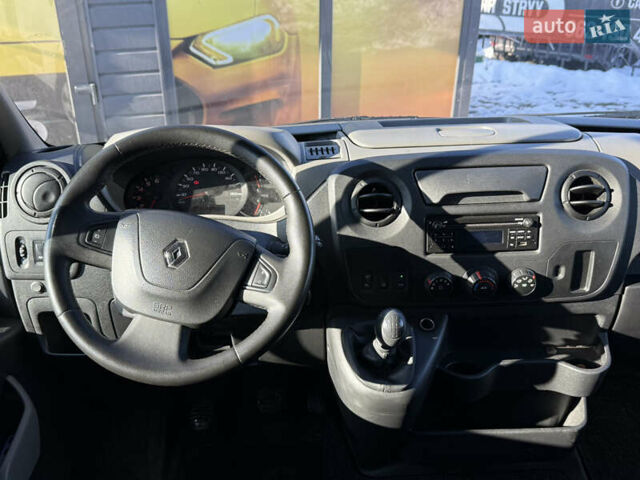 Белый Рено Мастер, объемом двигателя 2.3 л и пробегом 244 тыс. км за 17999 $, фото 19 на Automoto.ua