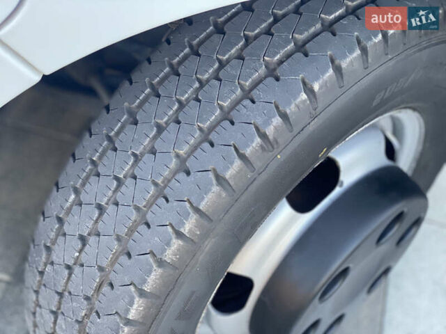 Білий Рено Мастєр, об'ємом двигуна 0 л та пробігом 182 тис. км за 25000 $, фото 50 на Automoto.ua