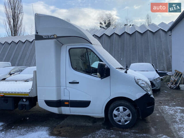Белый Рено Мастер, объемом двигателя 2.3 л и пробегом 520 тыс. км за 24900 $, фото 18 на Automoto.ua