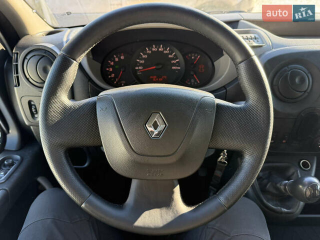 Білий Рено Мастєр, об'ємом двигуна 2.3 л та пробігом 304 тис. км за 17800 $, фото 54 на Automoto.ua