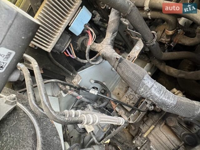 Белый Рено Мастер, объемом двигателя 2.3 л и пробегом 318 тыс. км за 18632 $, фото 88 на Automoto.ua