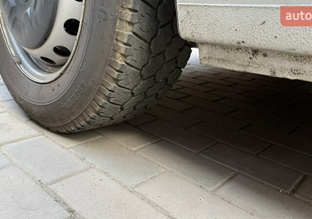 Белый Рено Мастер, объемом двигателя 2.3 л и пробегом 670 тыс. км за 16100 $, фото 13 на Automoto.ua